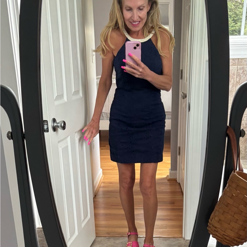 Lilly Pulitzer pearl shift, sunflower Navy, size 00 stunning dress!
